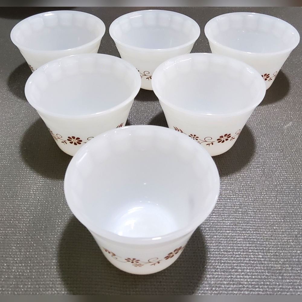 Set of 6 Dynaware Pyr-O-Rey Ramekin Milk Glass Dippin Sauce Cups